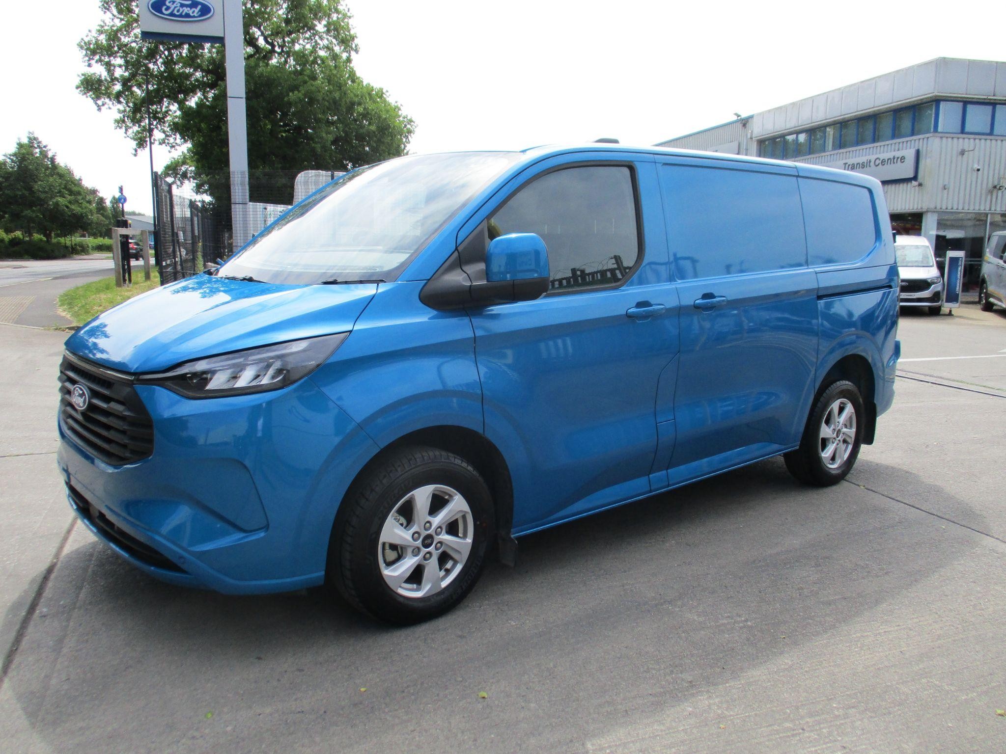 Ford Transit Custom Image 7