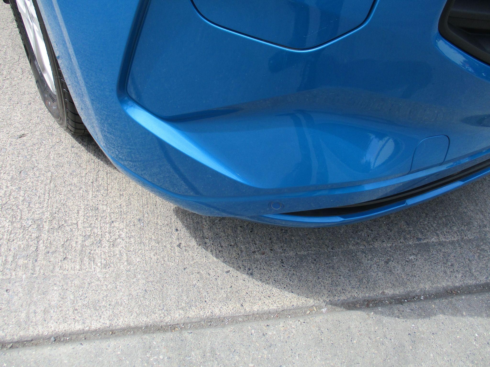 Ford Transit Custom Image 9
