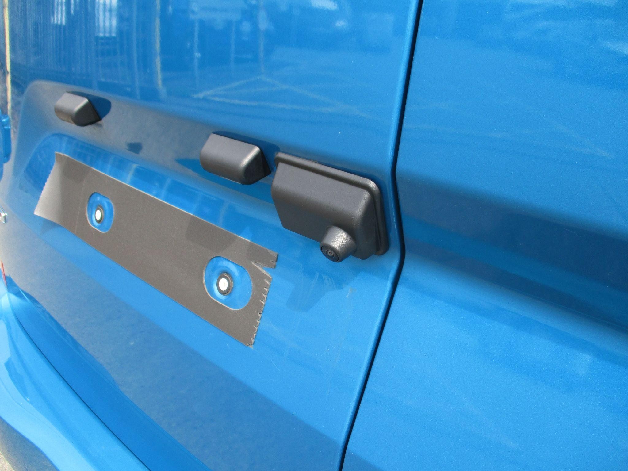 Ford Transit Custom Image 14