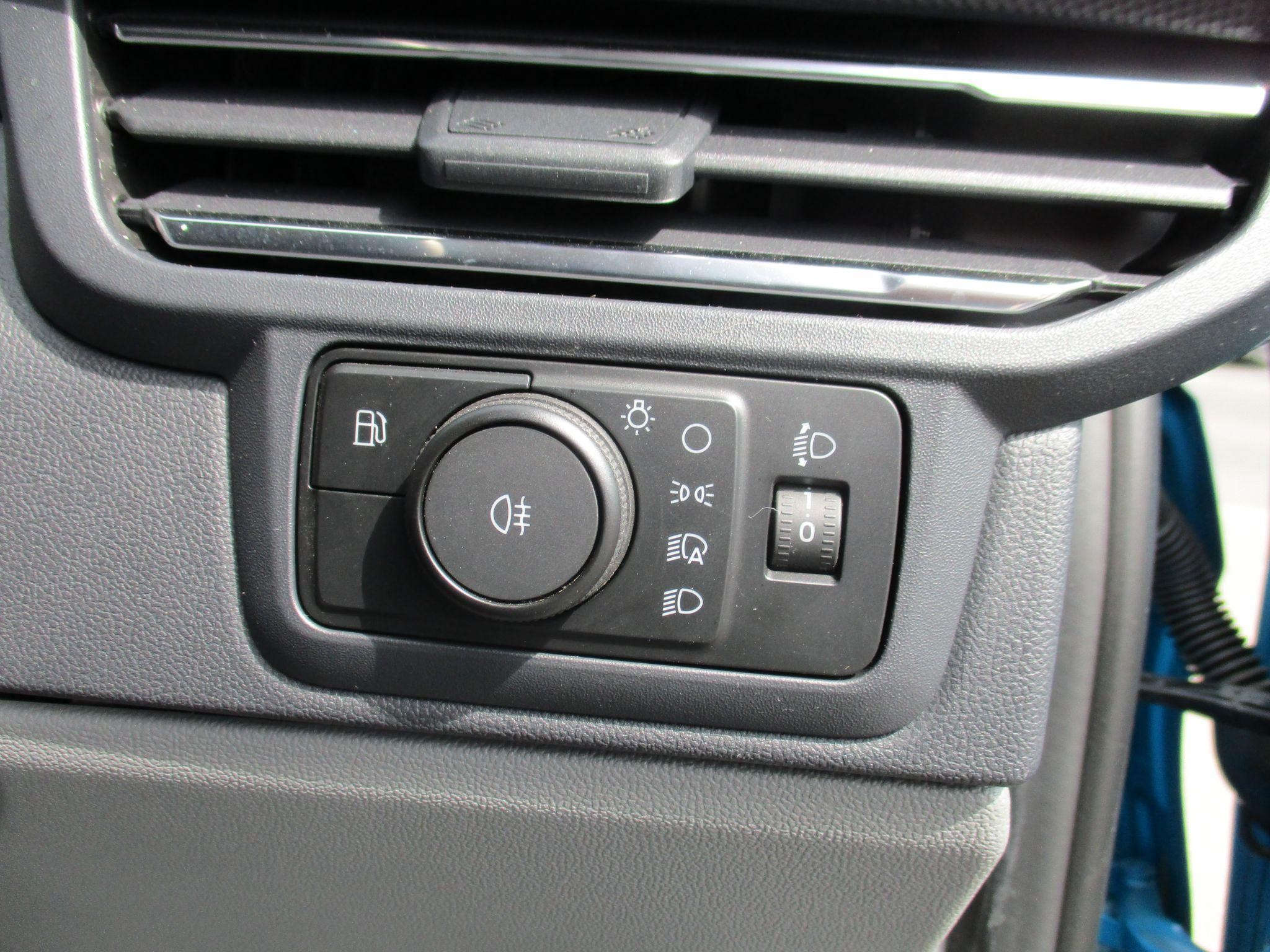 Ford Transit Custom Image 20