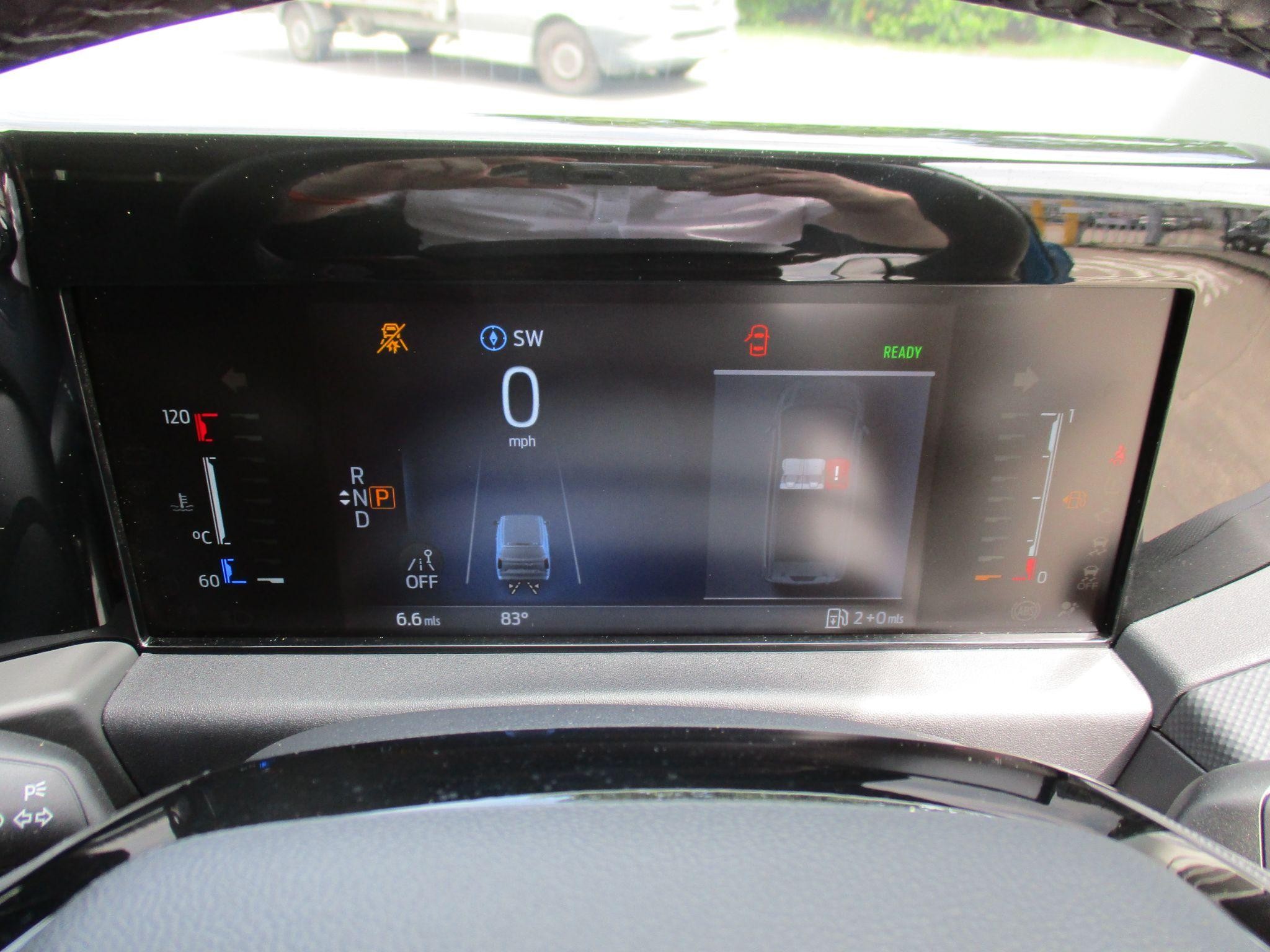 Ford Transit Custom Image 23