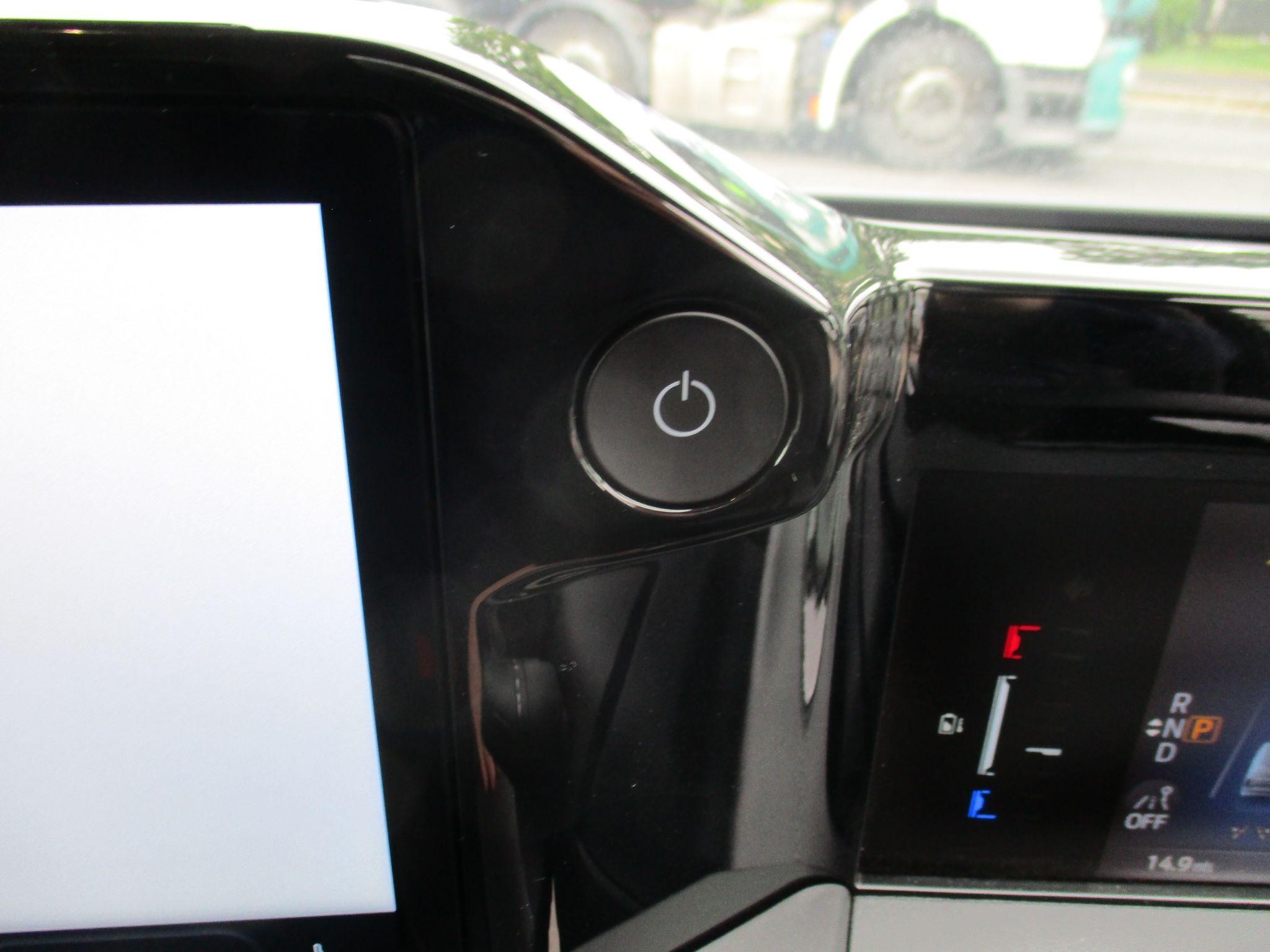 Ford Transit Custom Image 22