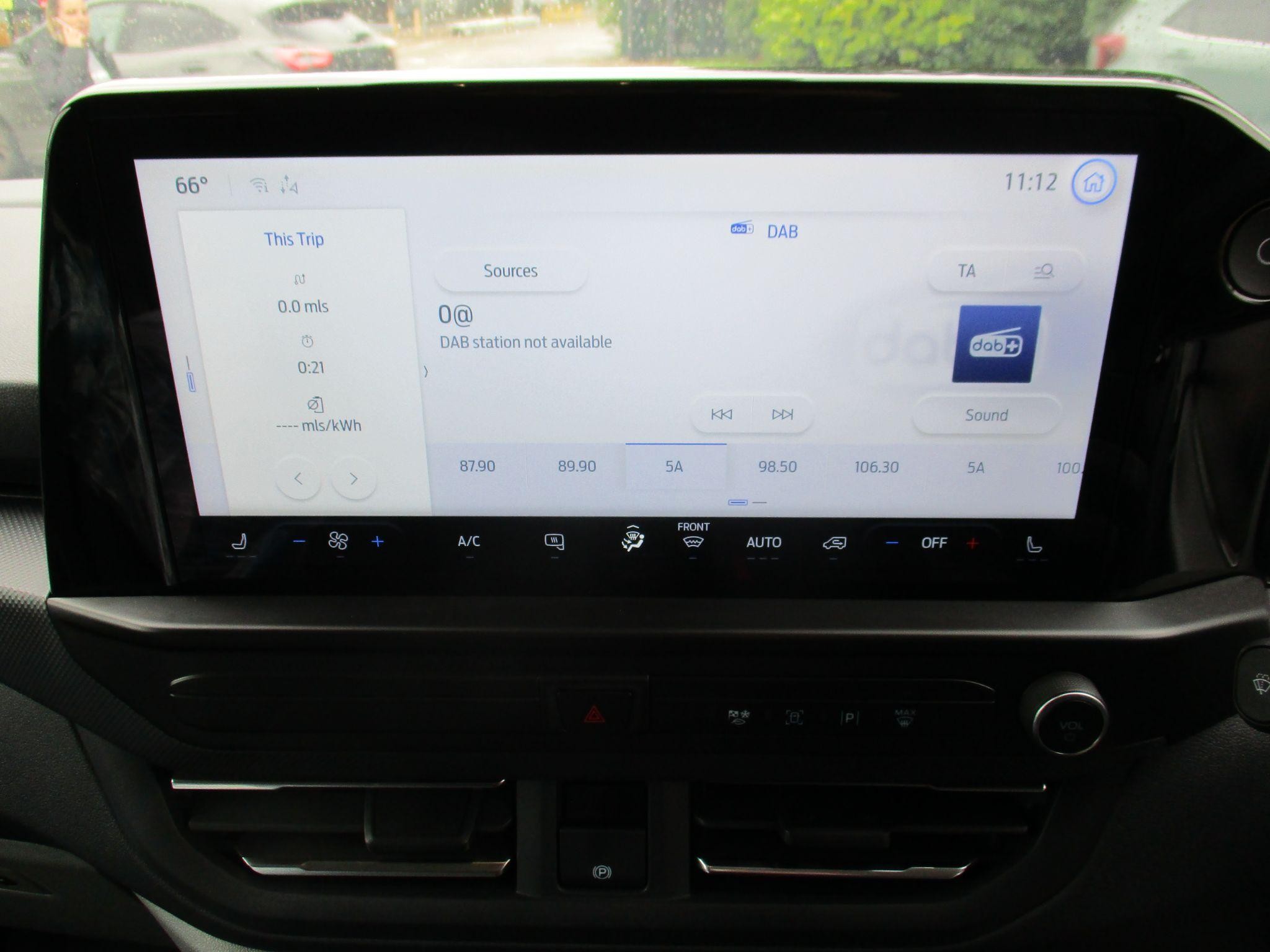 Ford Transit Custom Image 26