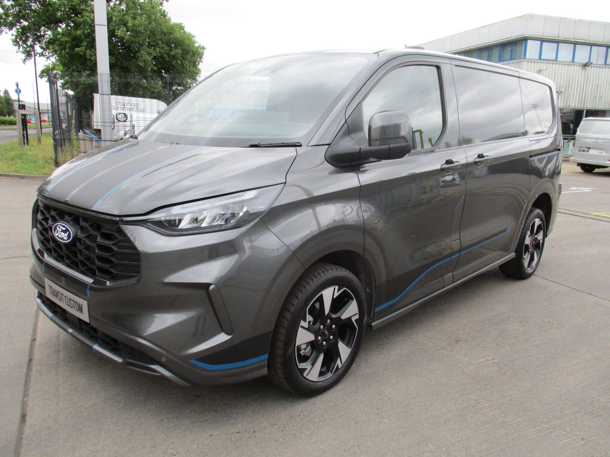 Ford Transit Custom Image 7