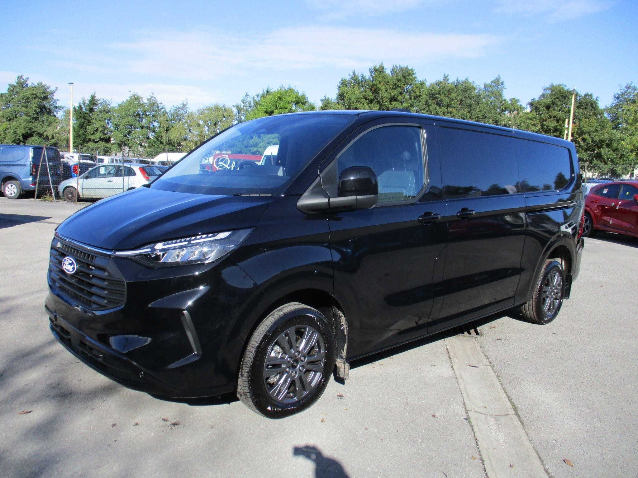 Ford Transit Custom Image 5