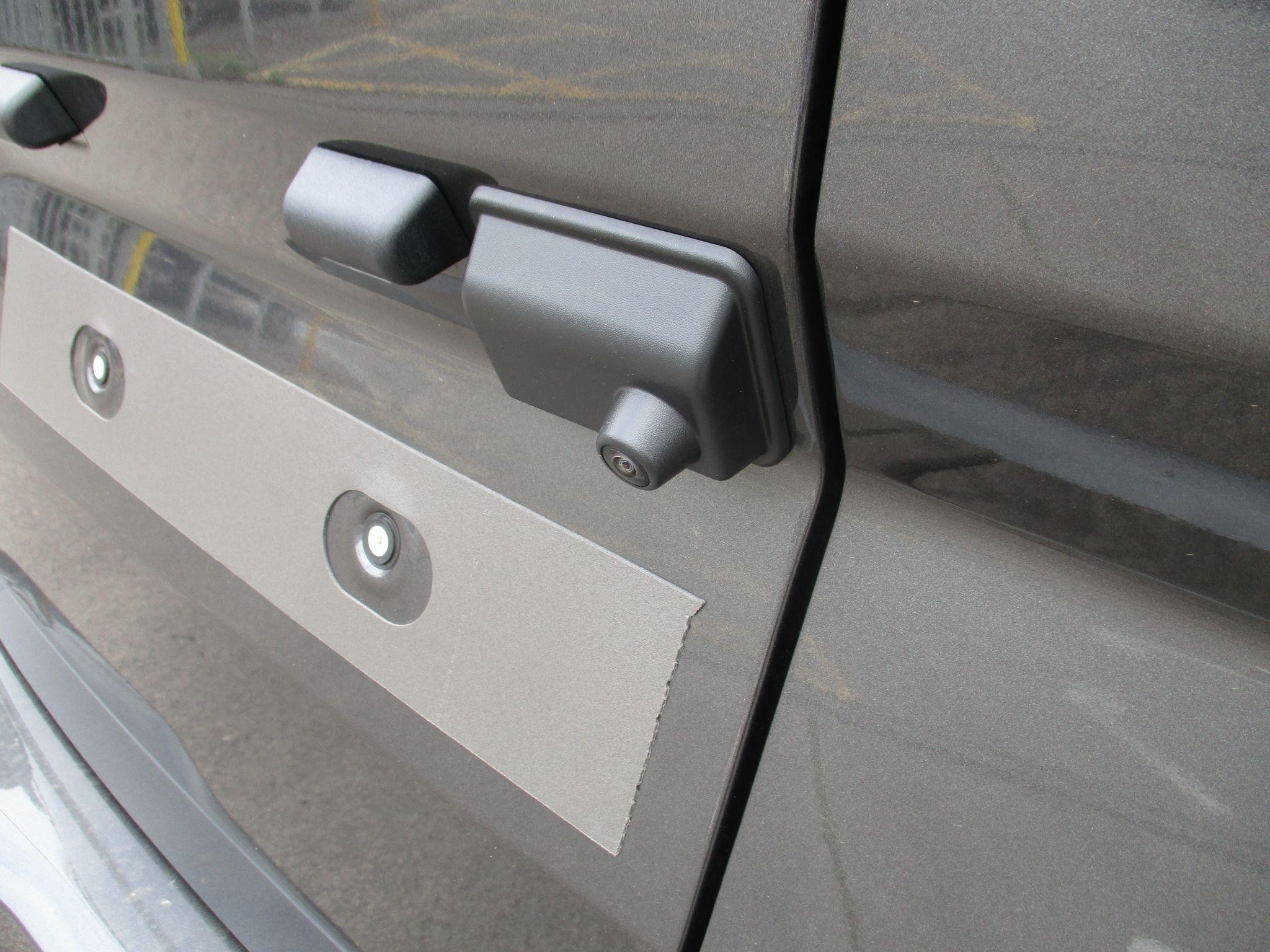 Ford E-Transit Custom Image 15