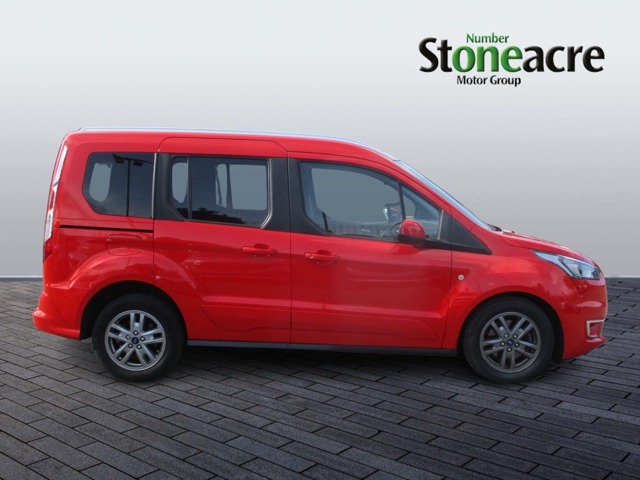 Ford Tourneo Connect Image 2