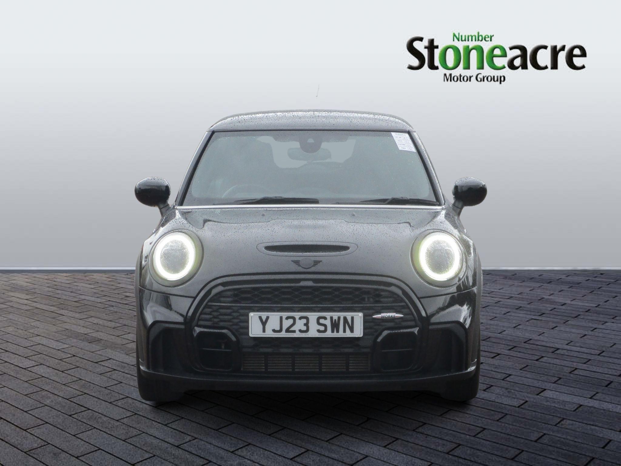 MINI Hatch Image 2