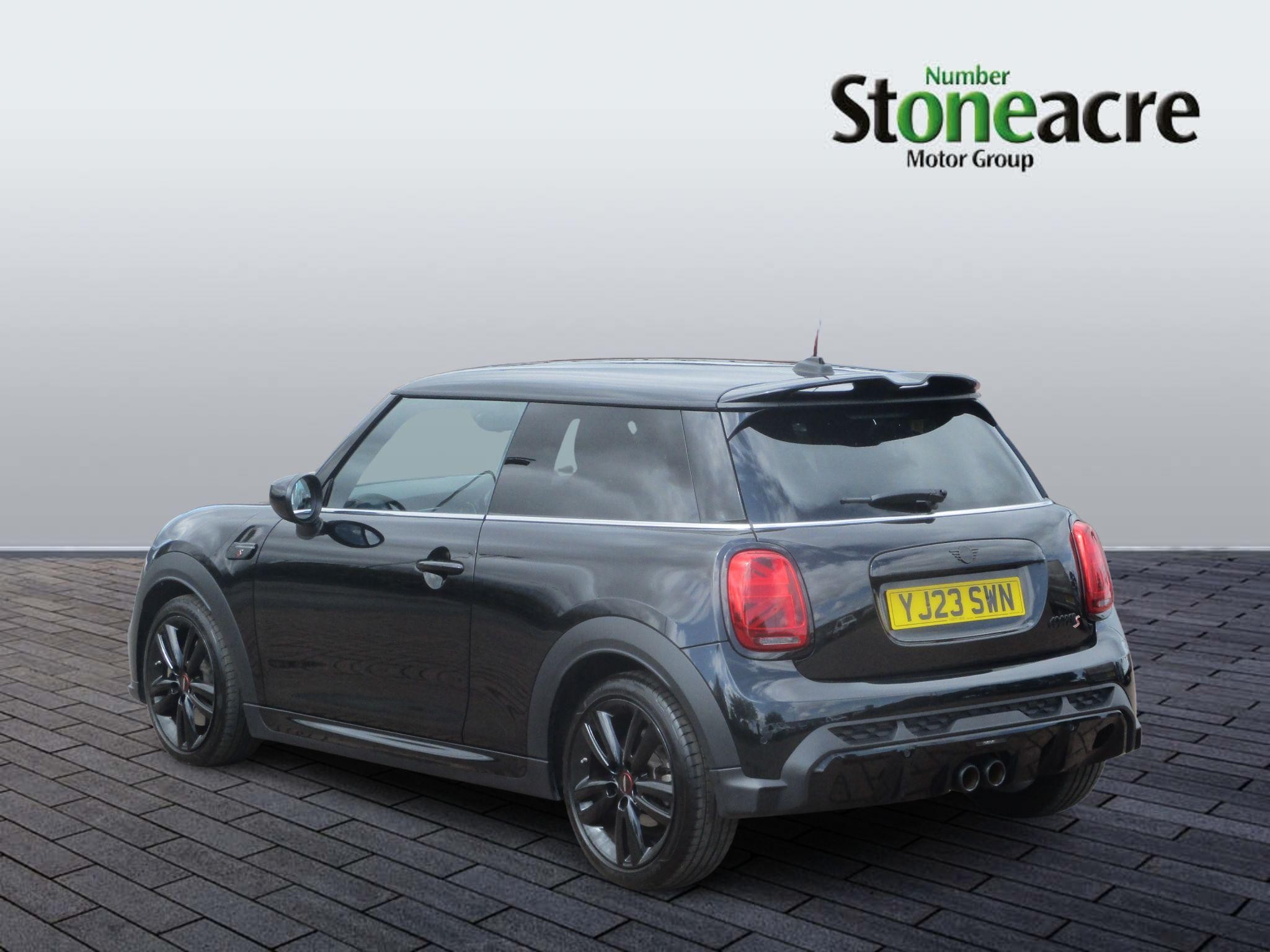 MINI Hatch Image 4