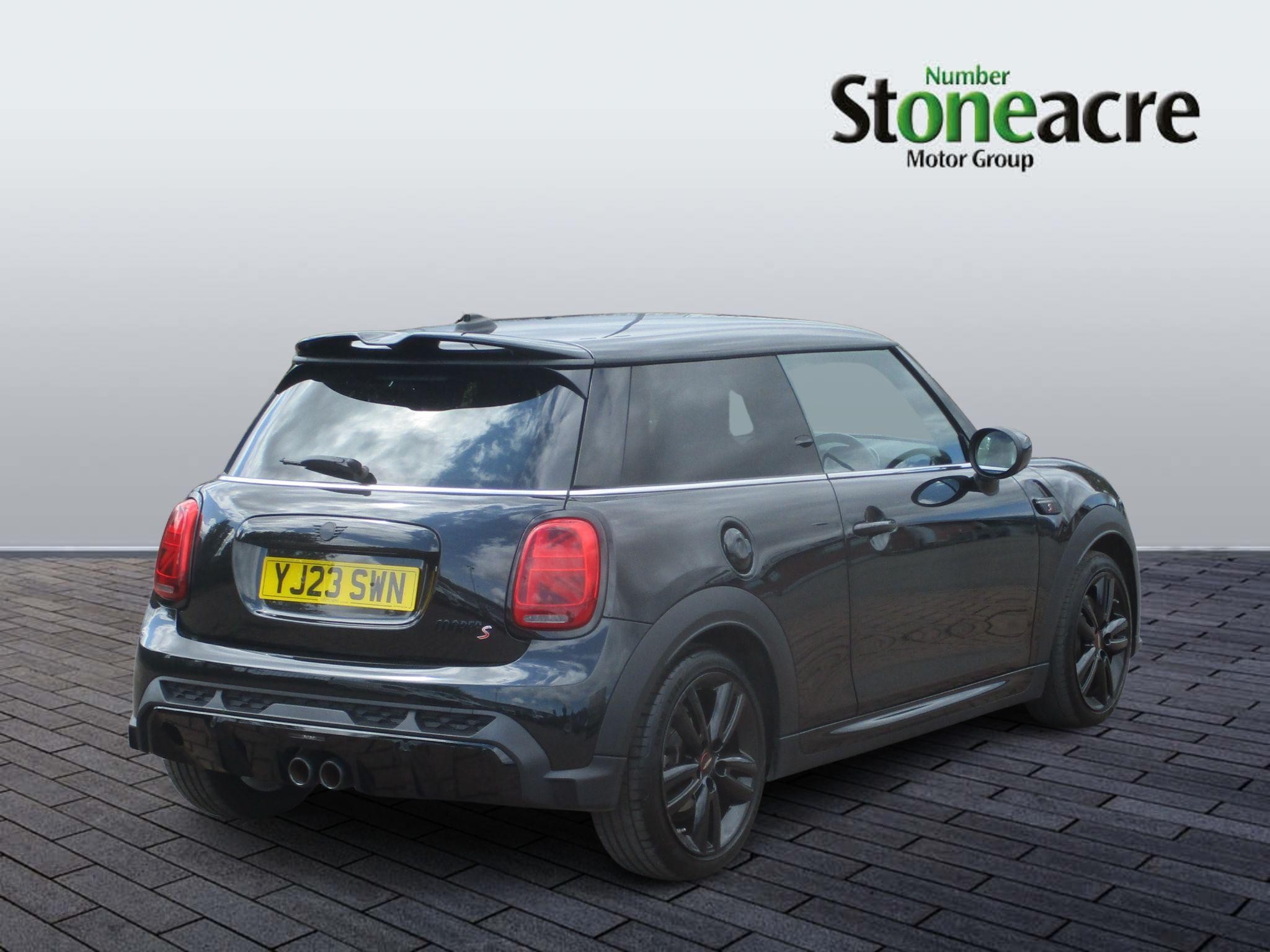 MINI Hatch Image 6