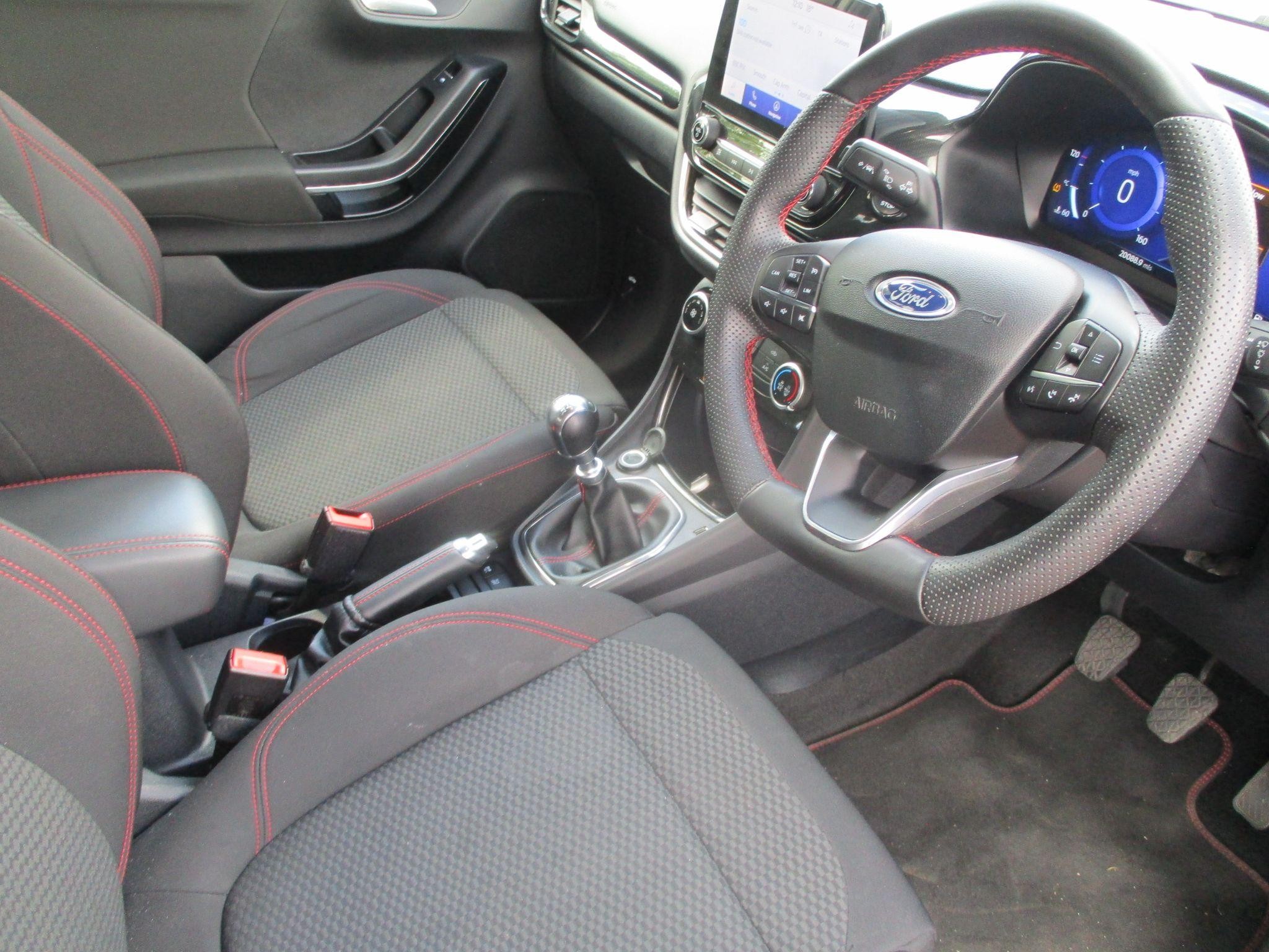 Ford Puma Image 10