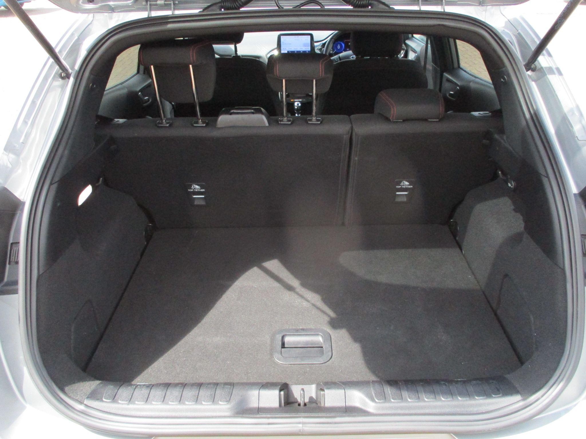 Ford Puma Image 17