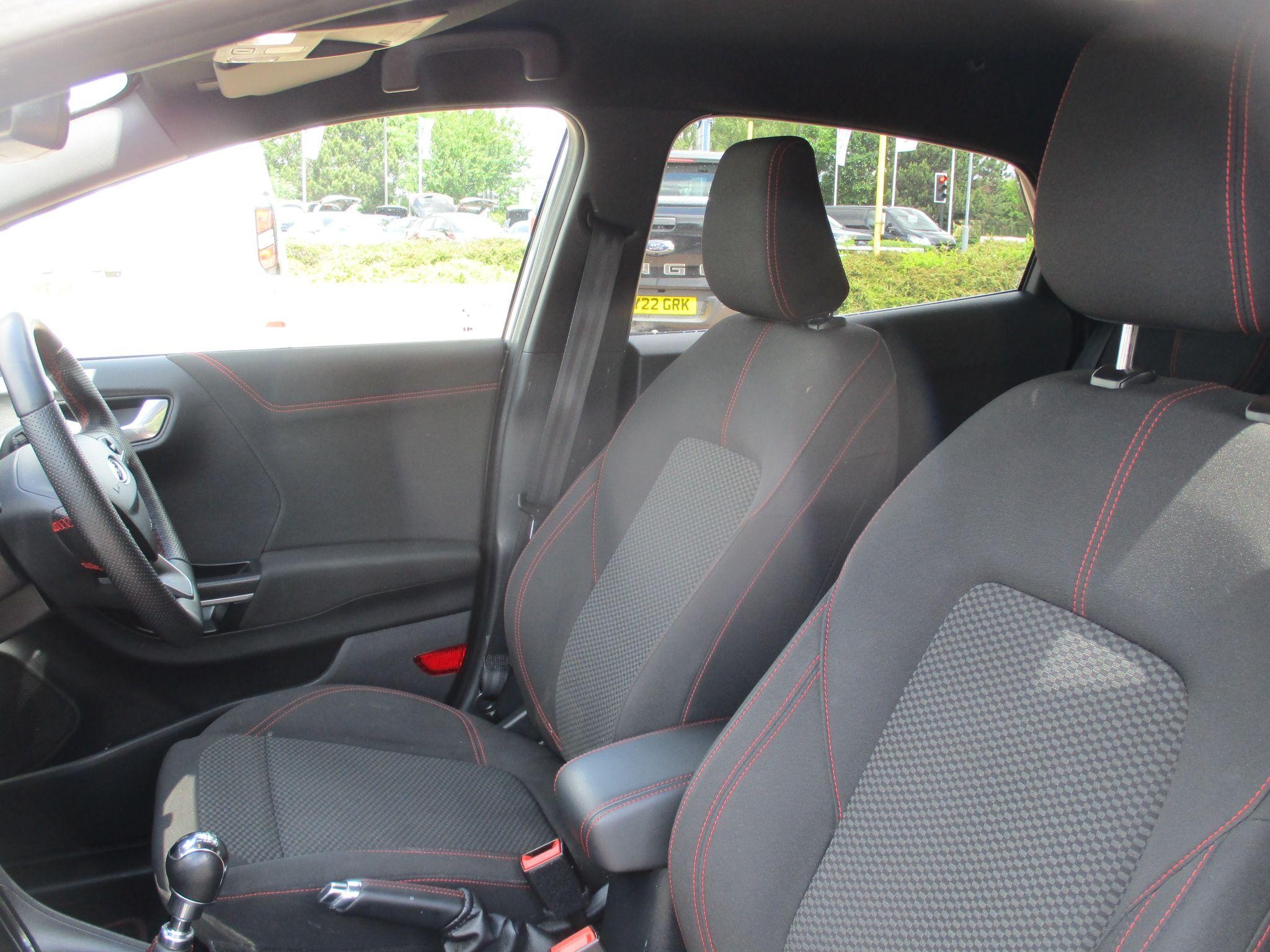 Ford Puma Image 19