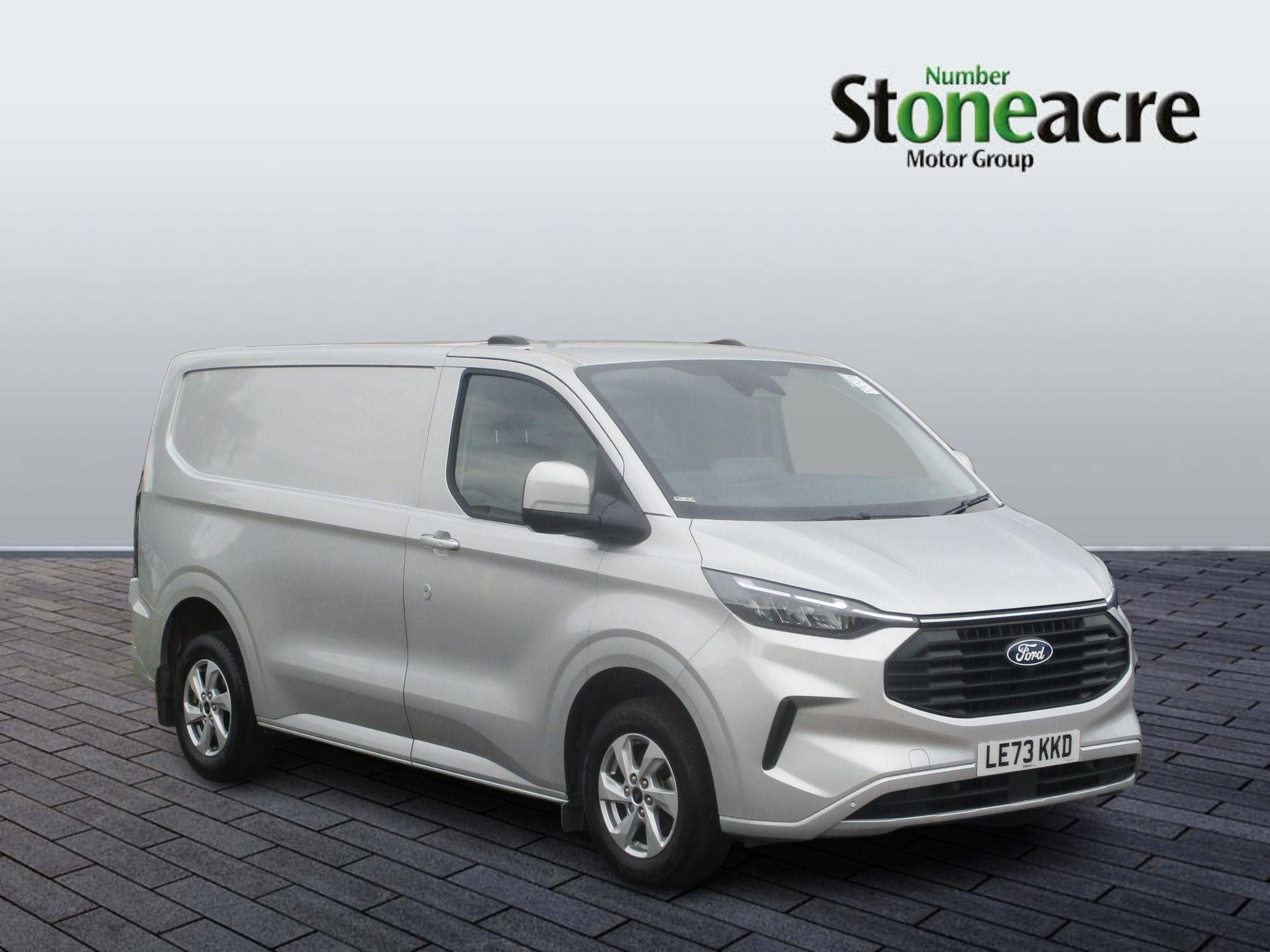 Ford Transit Custom Image 1