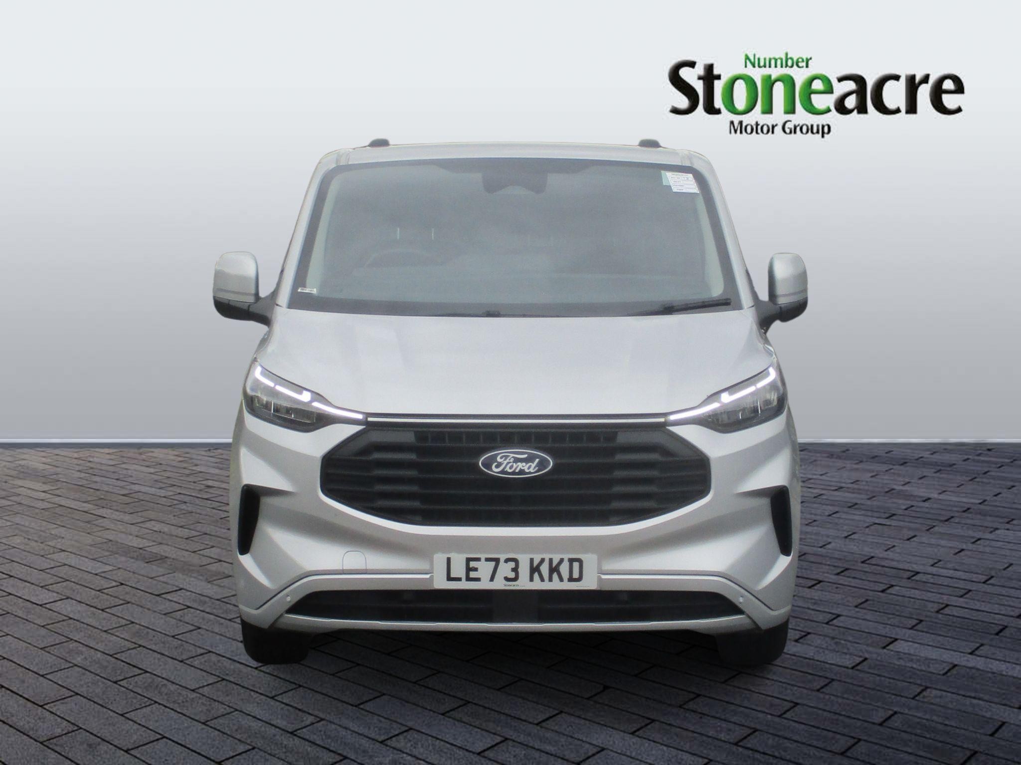 Ford Transit Custom Image 4