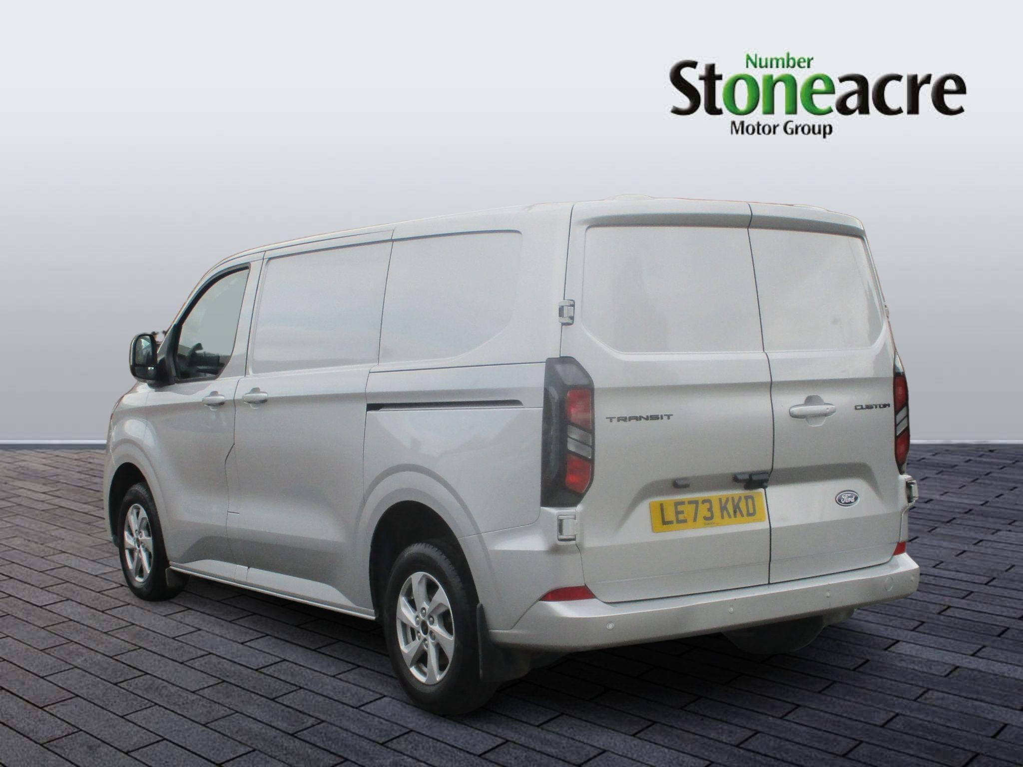 Ford Transit Custom Image 6