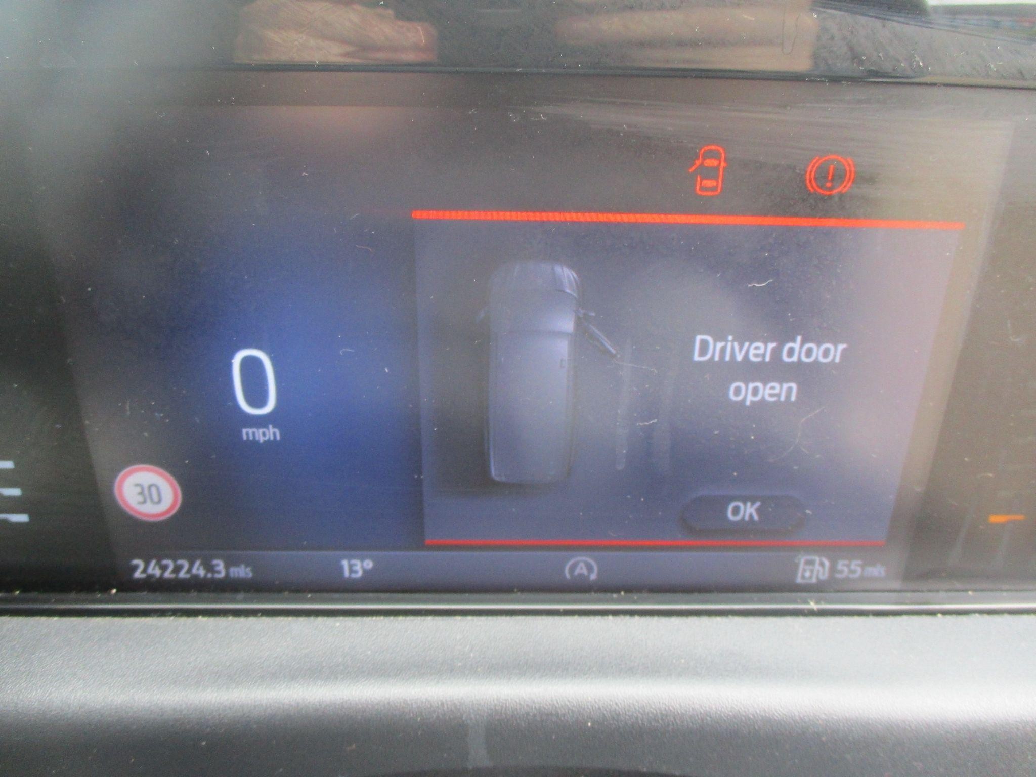Ford Transit Custom Image 11