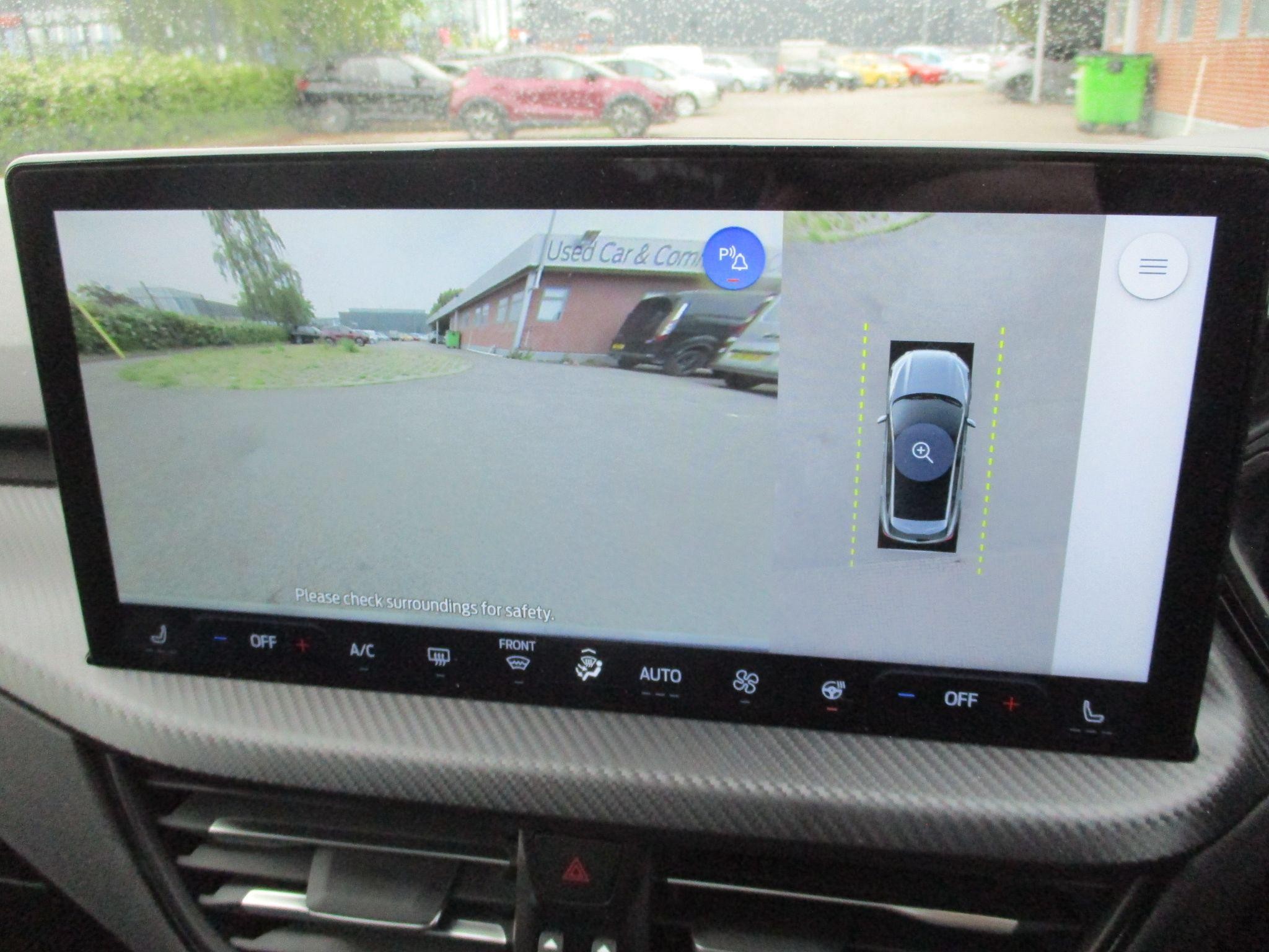 Ford Kuga Image 21