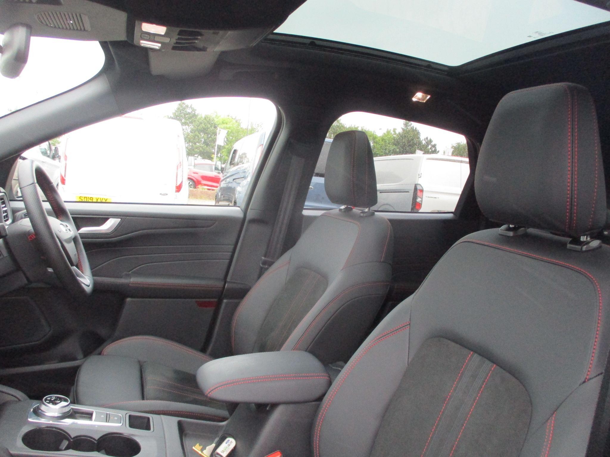 Ford Kuga Image 26