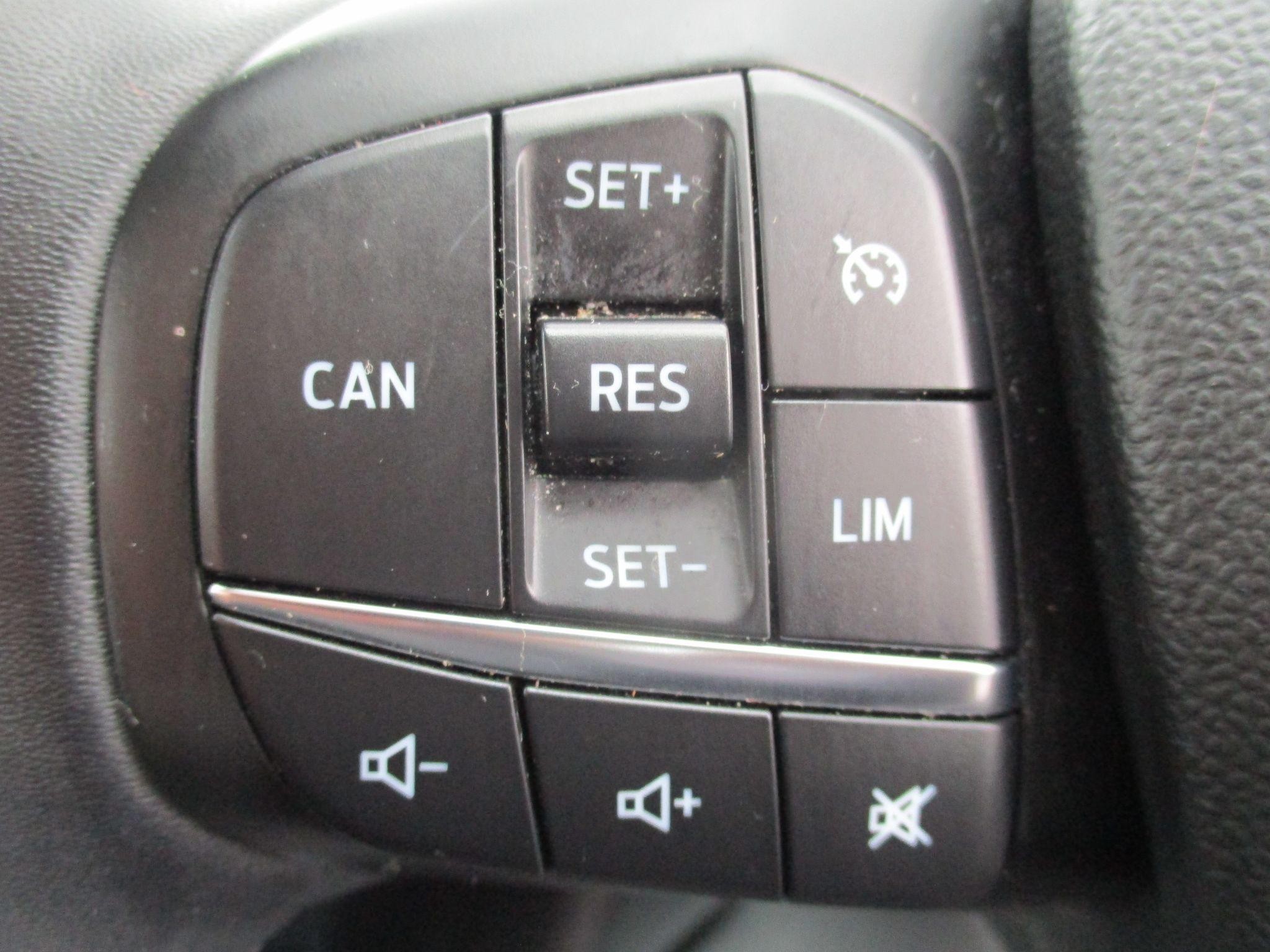 Ford Fiesta Image 13
