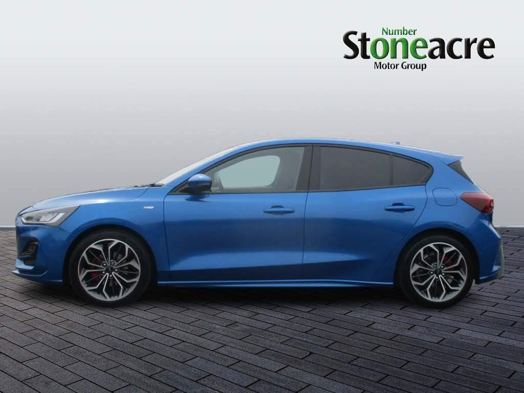 Ford Focus Image 8
