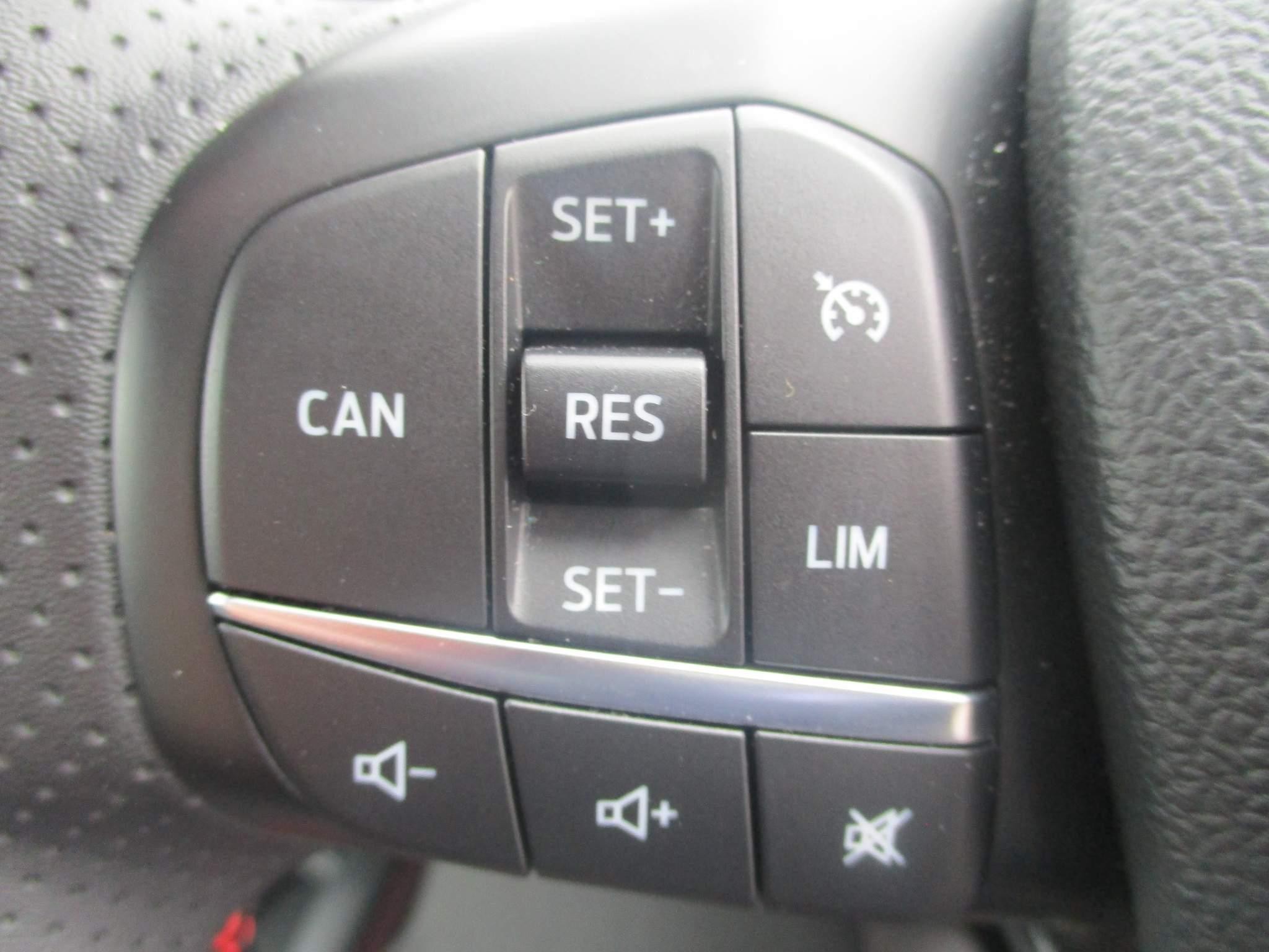 Ford Focus Image 15