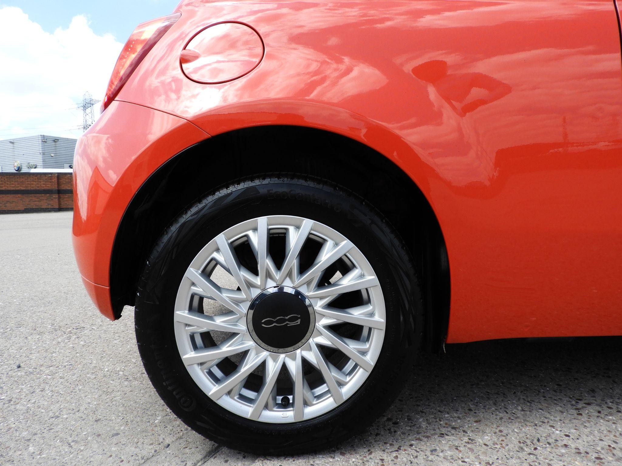Fiat 500 Image 9
