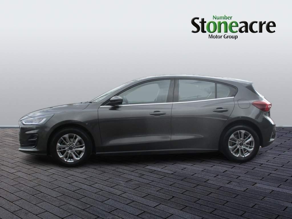 Ford Focus Image 8