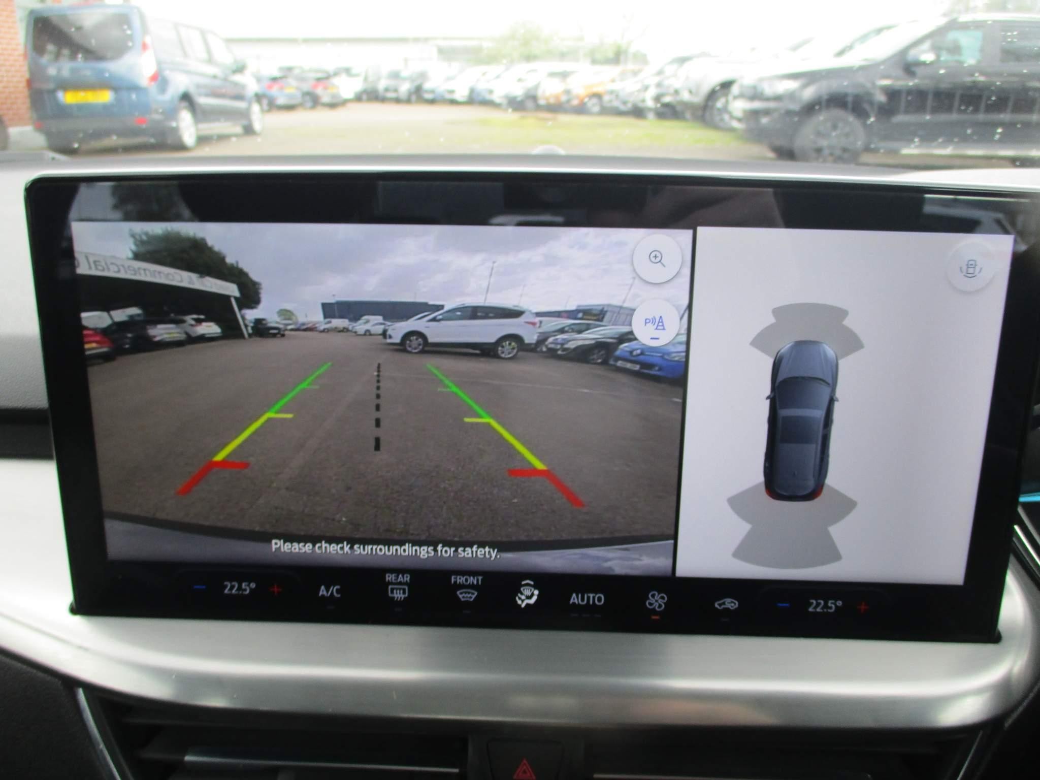 Ford Focus Image 17