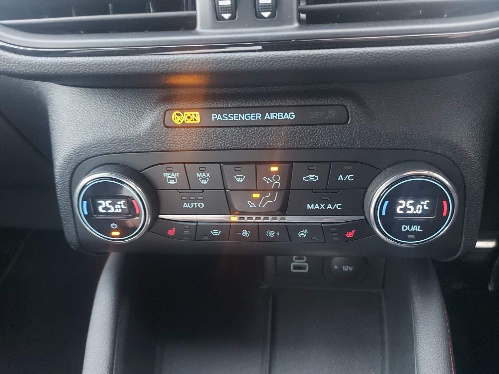 Ford Kuga Image 22
