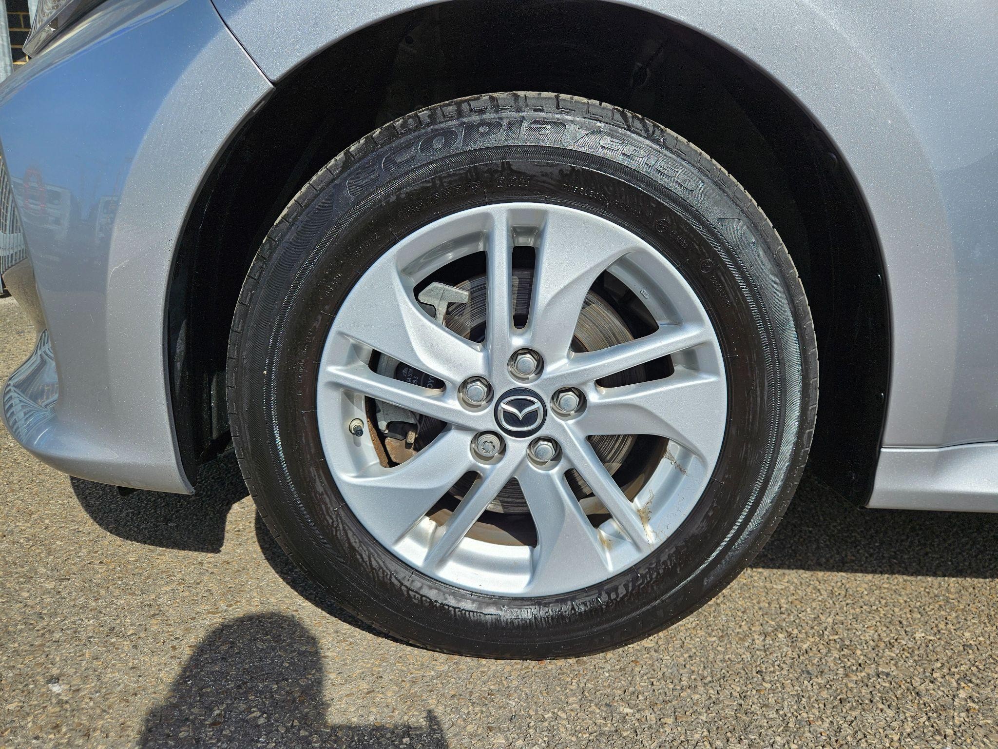Mazda2 Hybrid Image 9