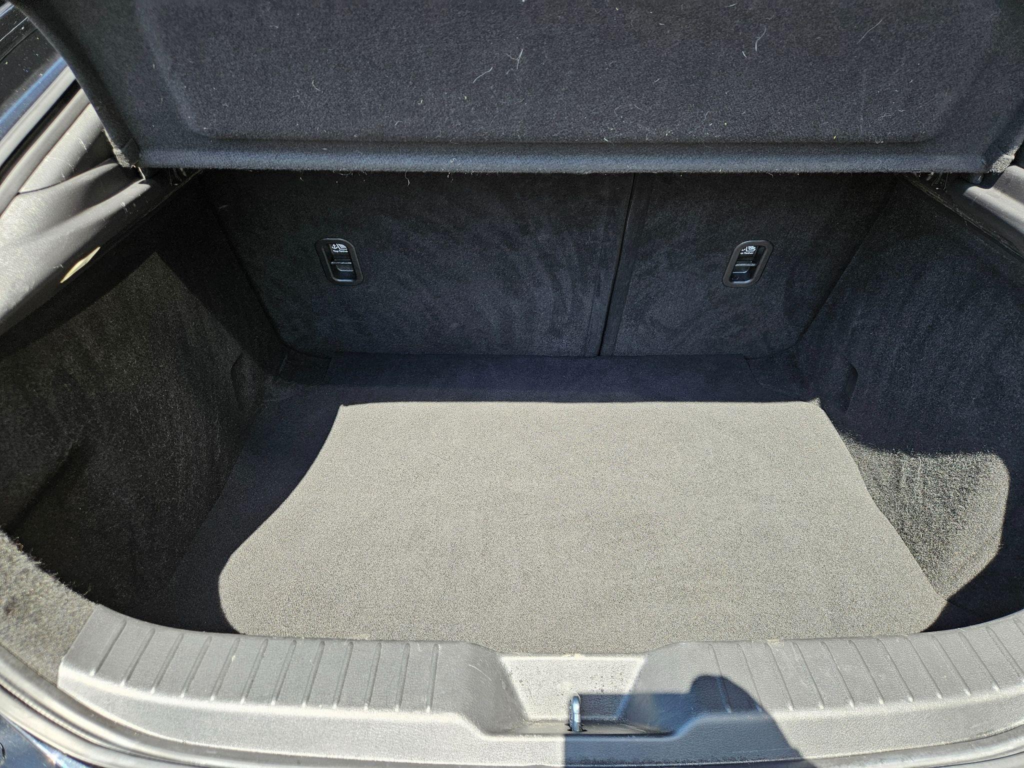 Mazda3 Image 9