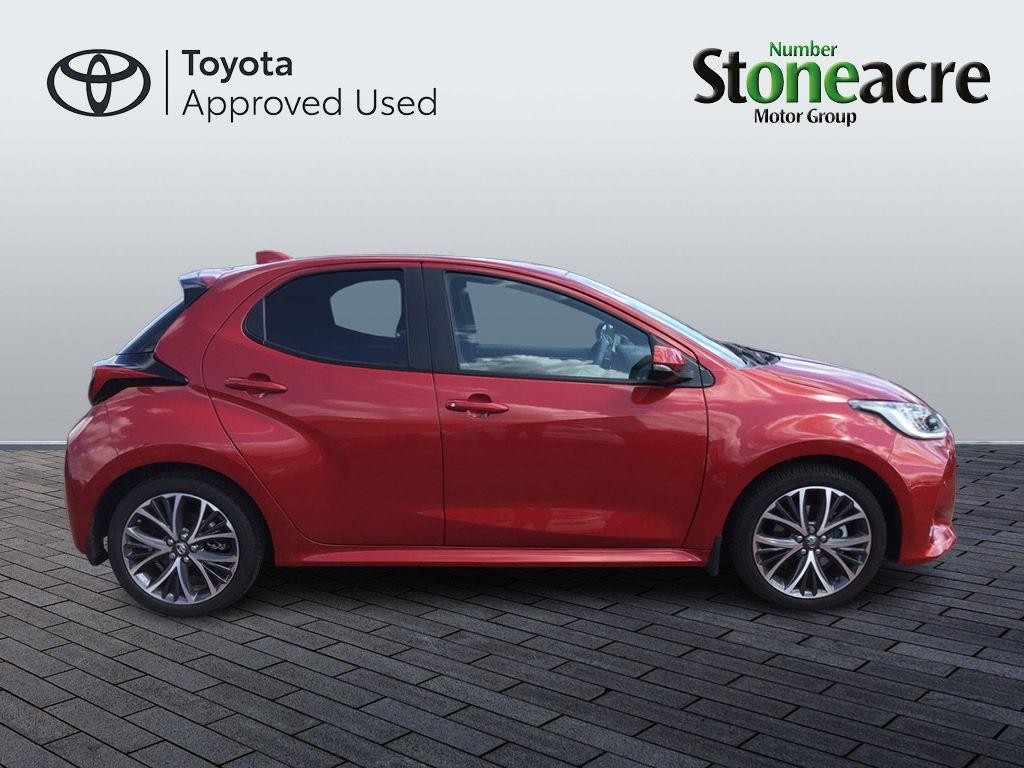 Toyota Yaris Image 4