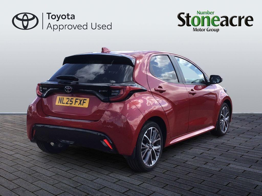 Toyota Yaris Image 5