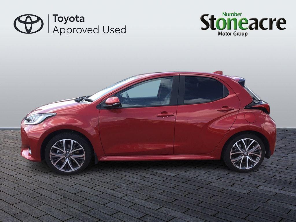 Toyota Yaris Image 8