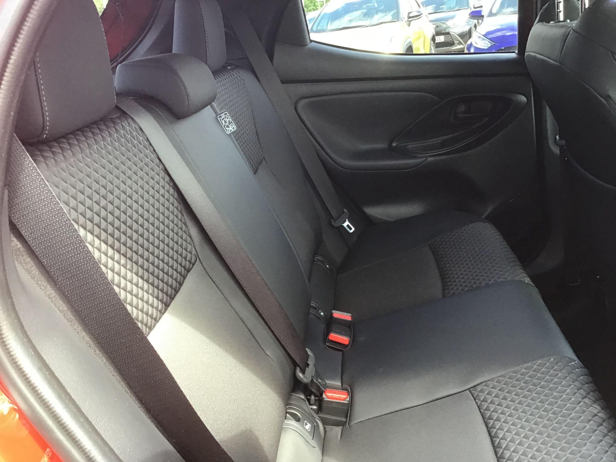Toyota Yaris Image 19