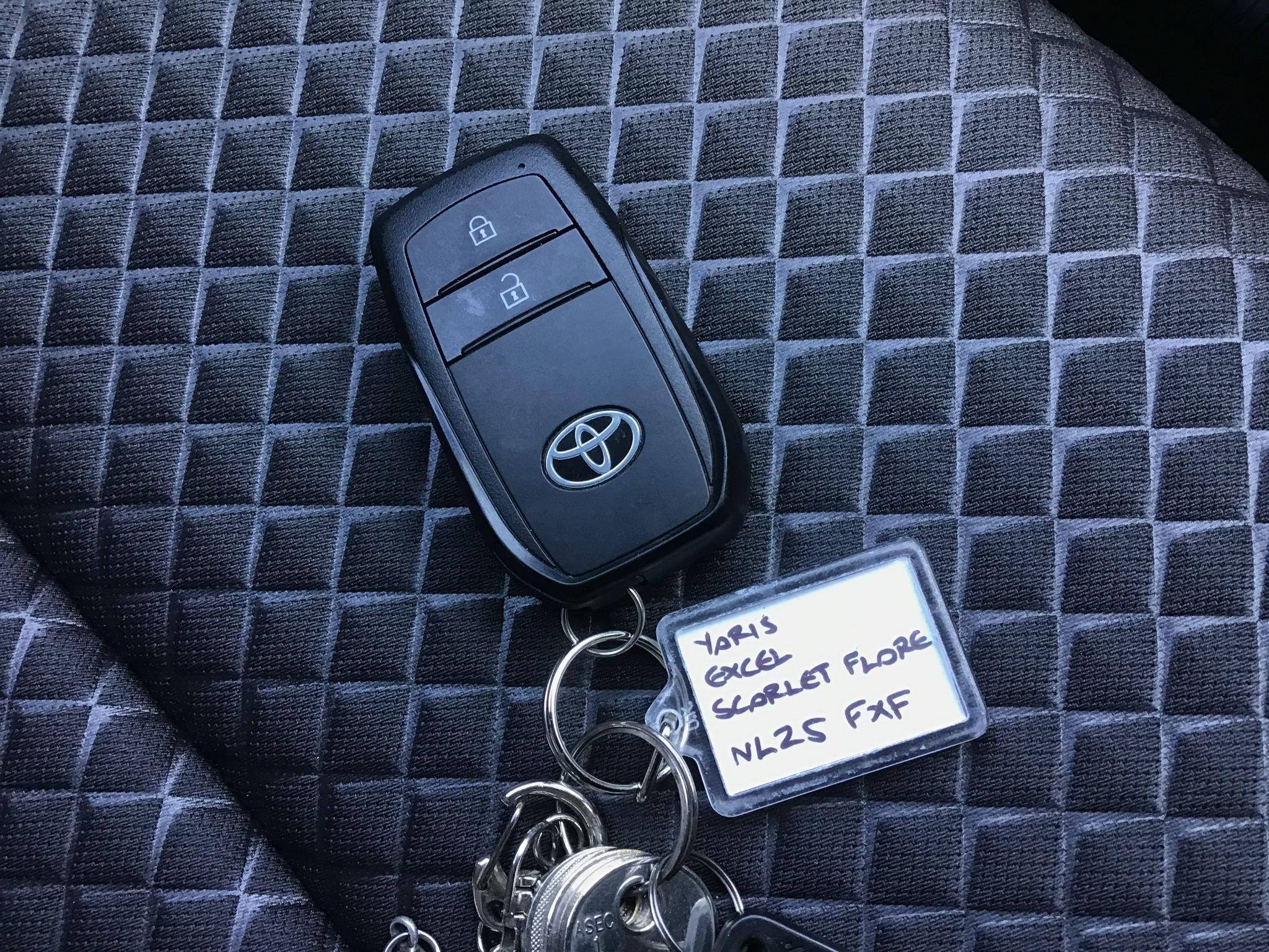 Toyota Yaris Image 21