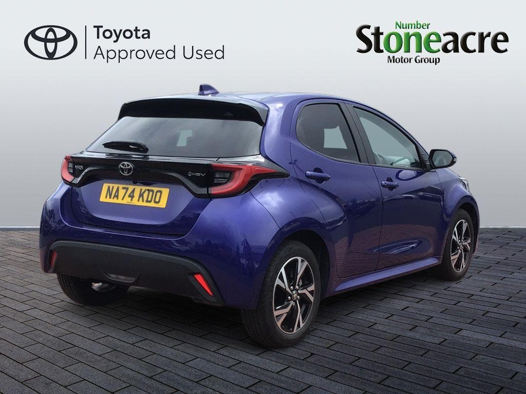Toyota Yaris Image 5