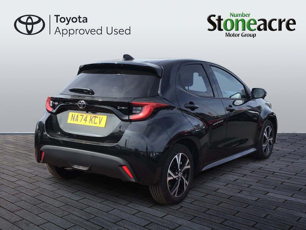 Toyota Yaris Image 5