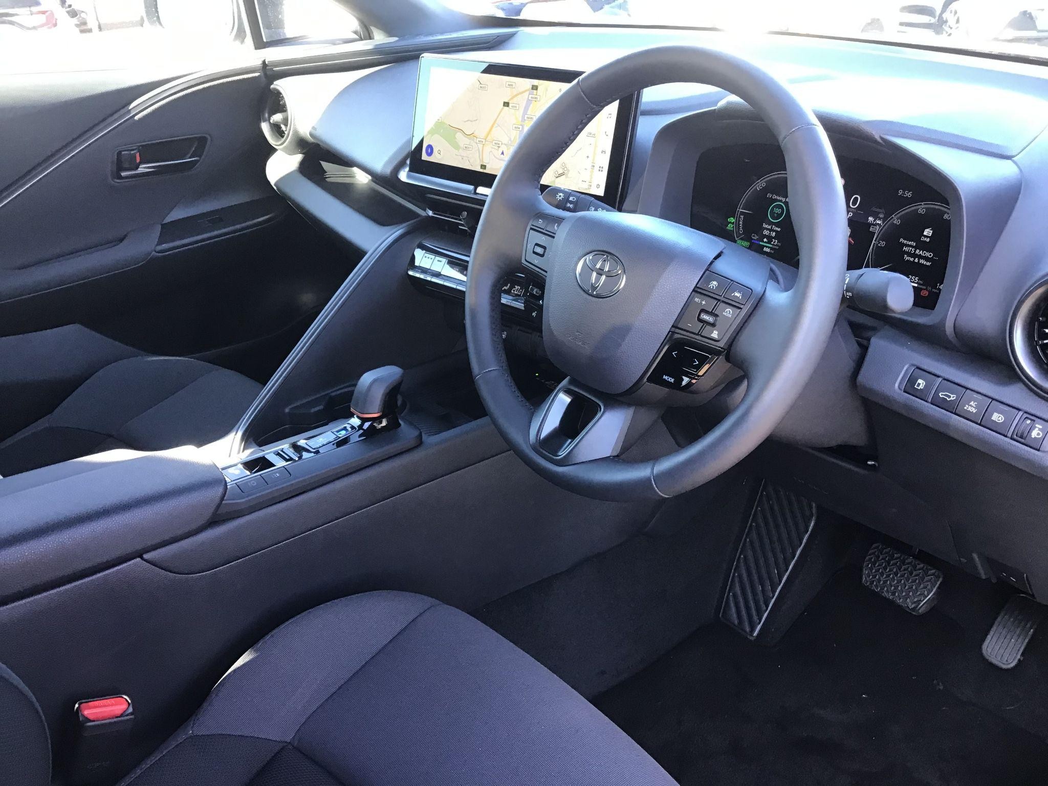 Toyota C-HR Image 15