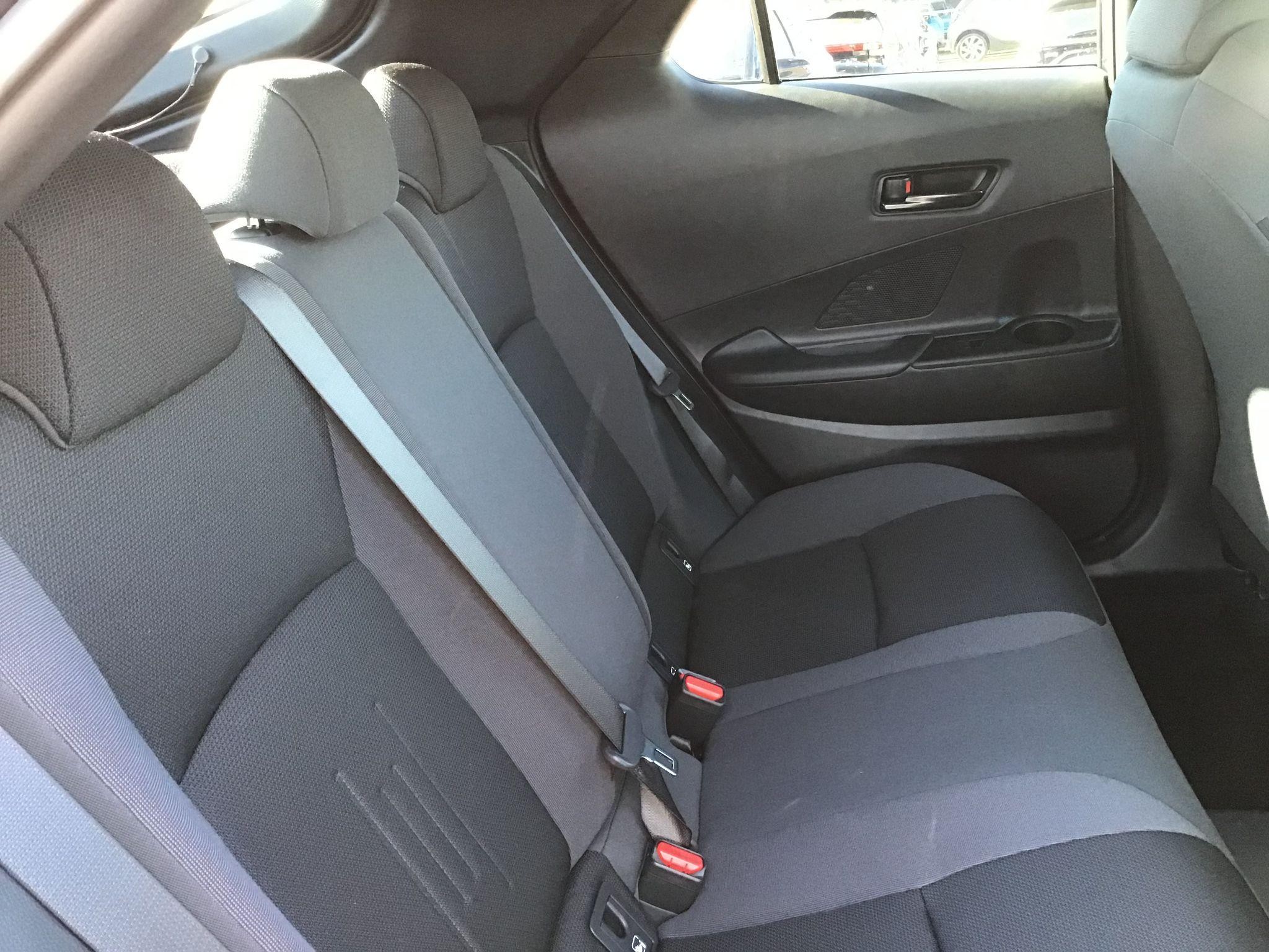 Toyota C-HR Image 20