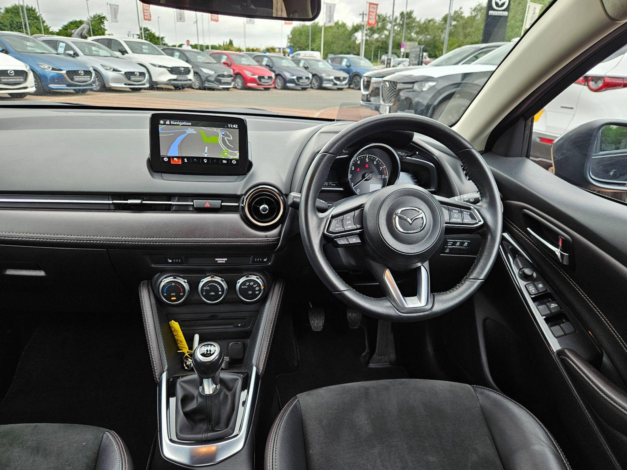 Mazda2 Image 12