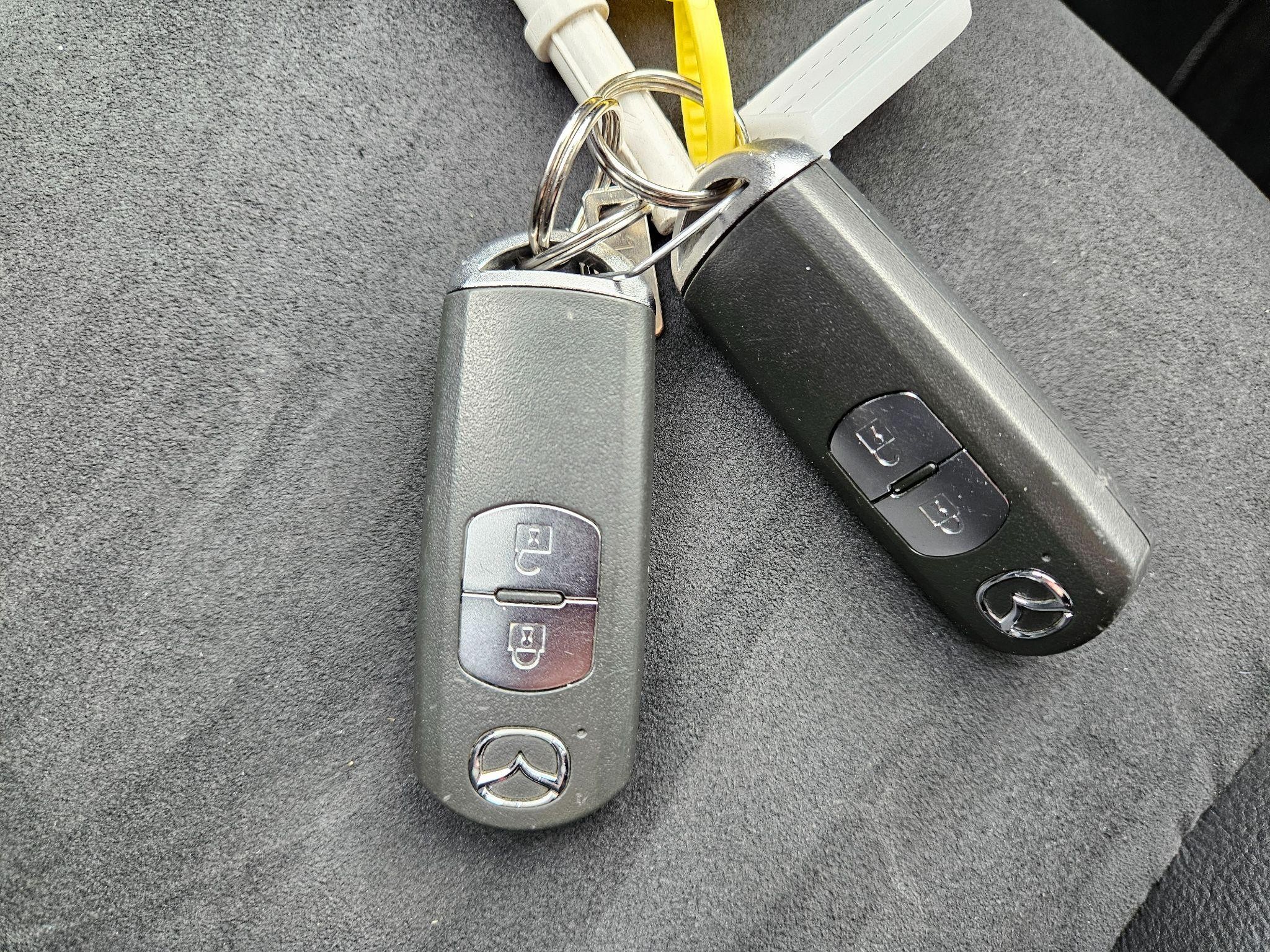 Mazda2 Image 19