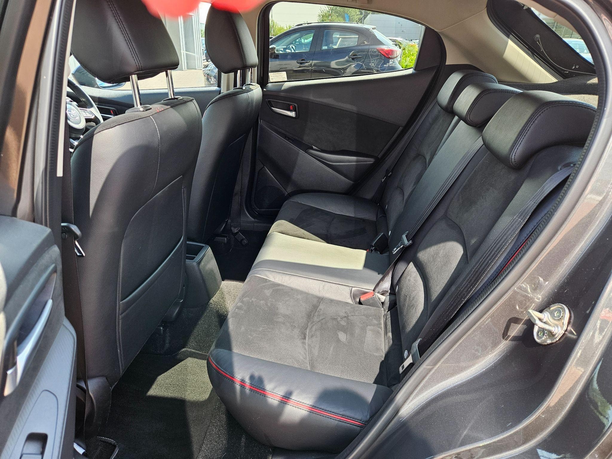 Mazda2 Image 18