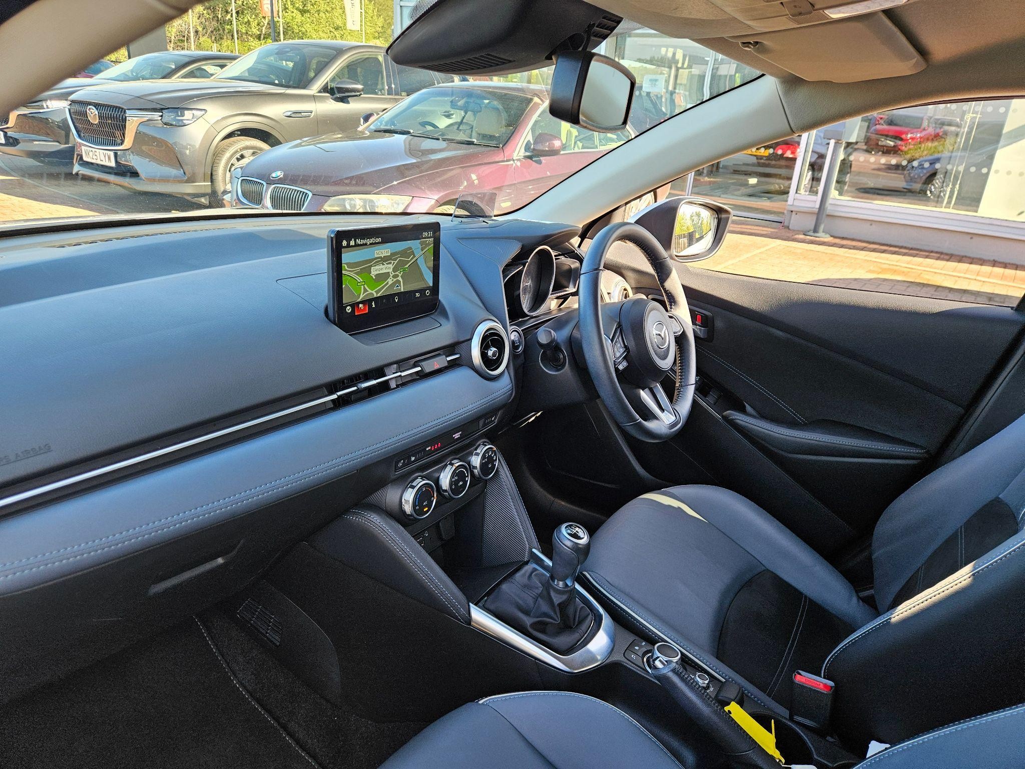Mazda2 Image 12