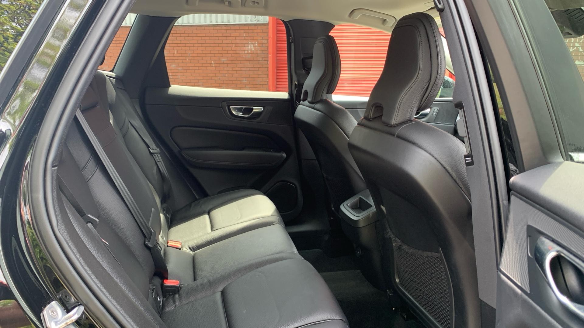 Volvo XC60 Image 6