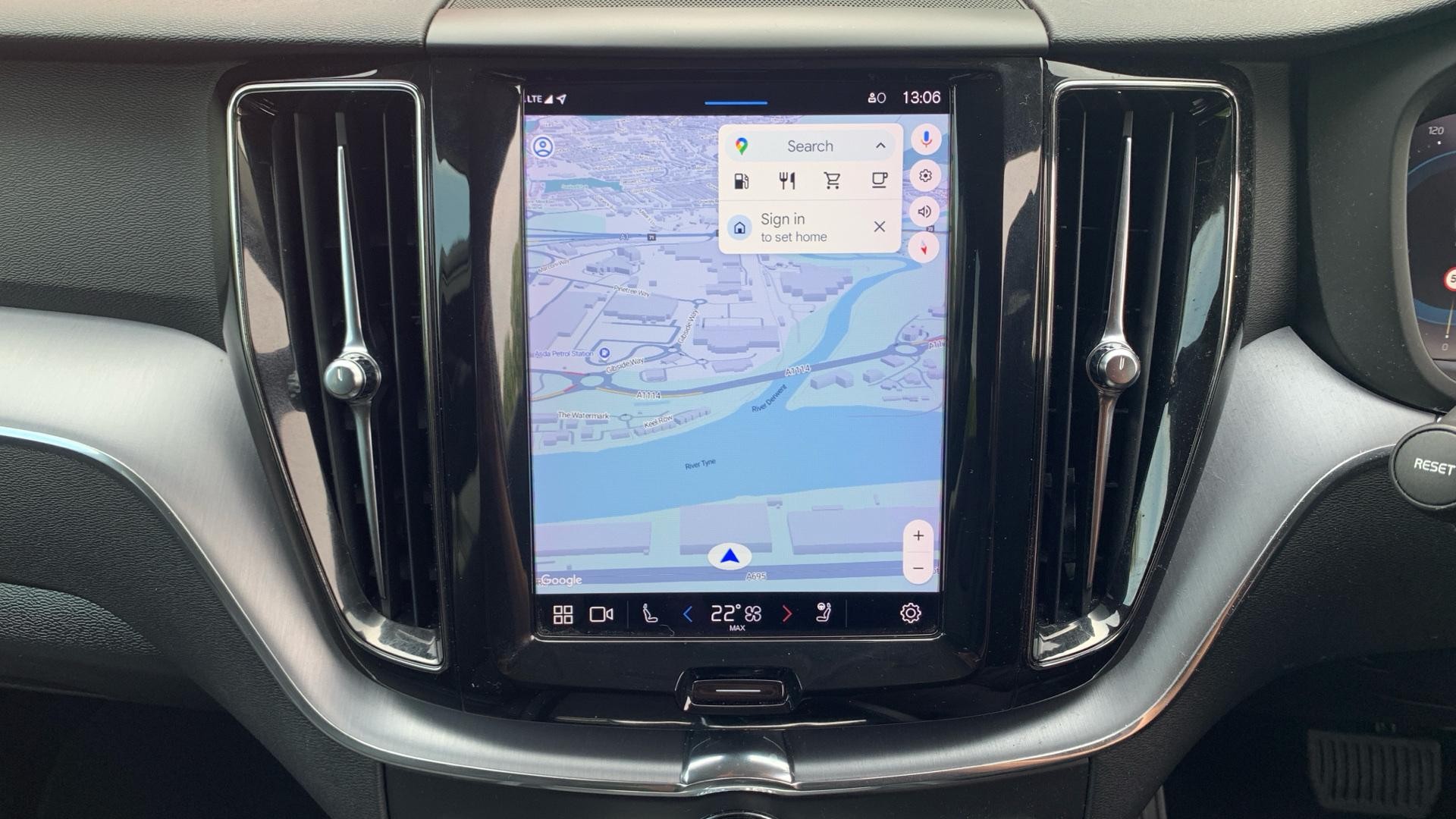 Volvo XC60 Image 18