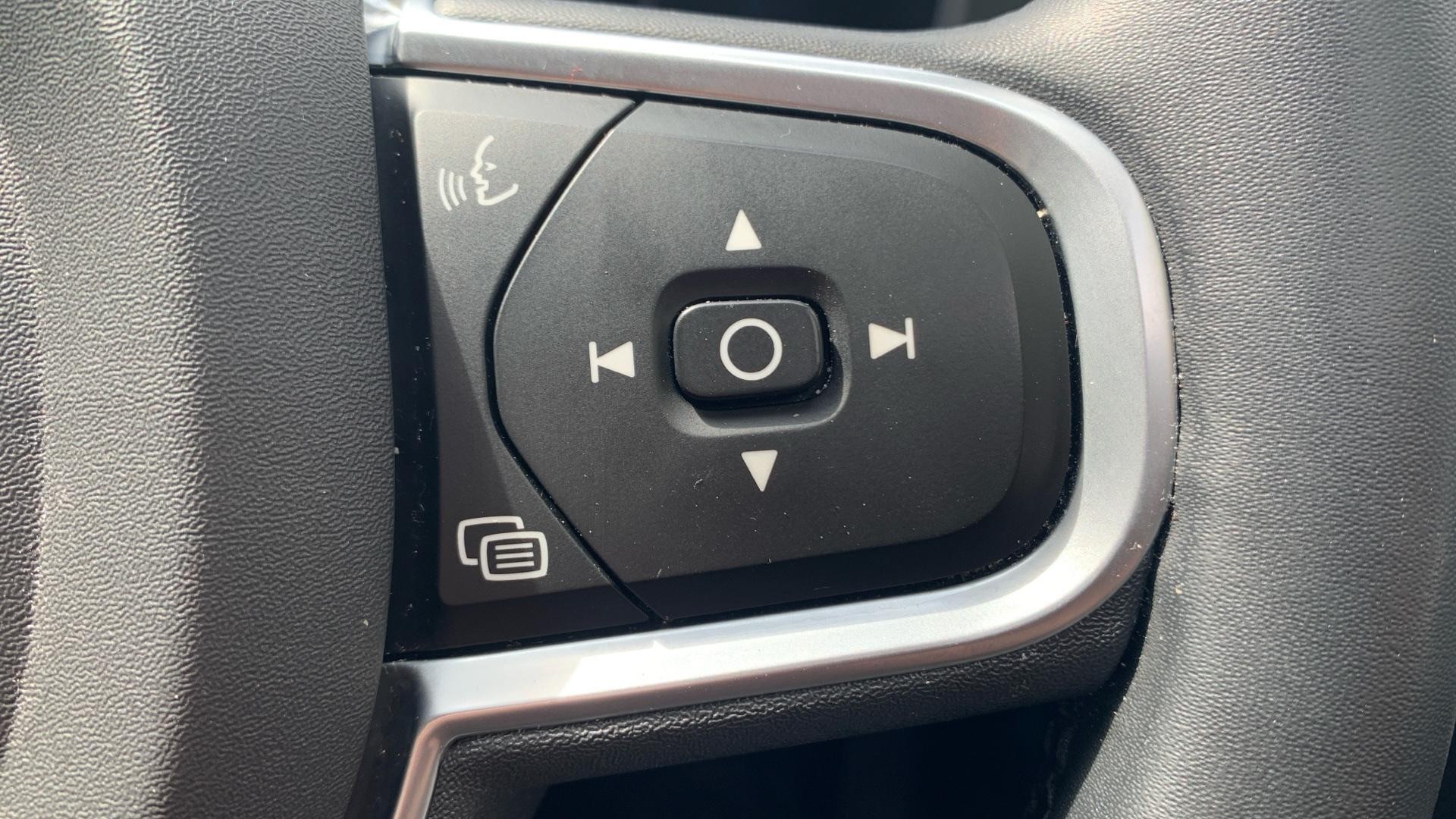 Volvo XC60 Image 22