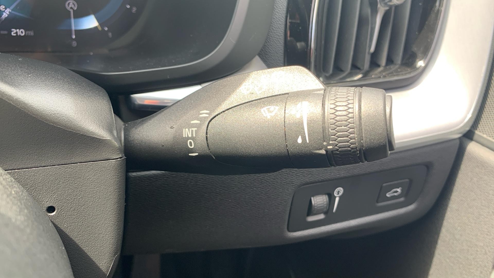Volvo XC60 Image 23