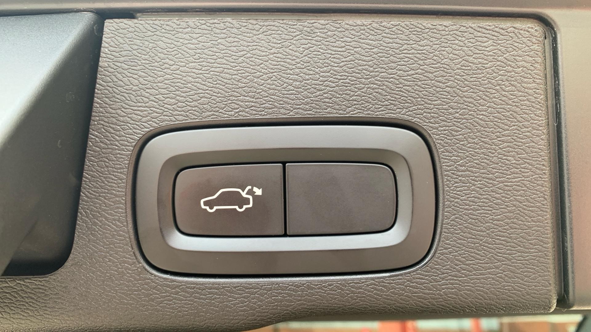 Volvo XC60 Image 35